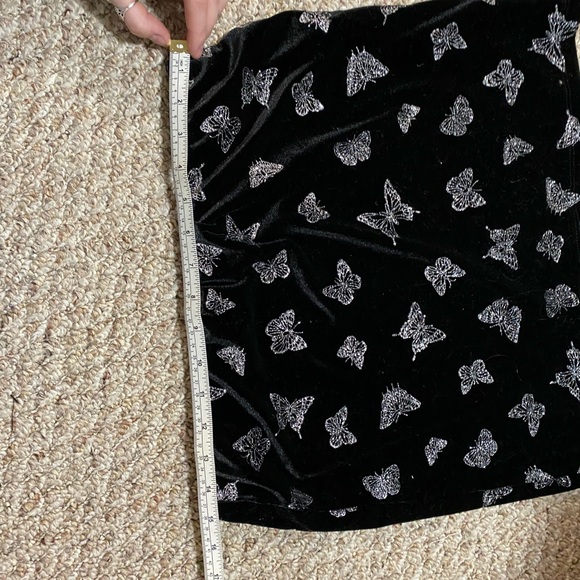 Velvet black mini skirt with sparkly butterfly details (NEW) - Picture 4 of 5